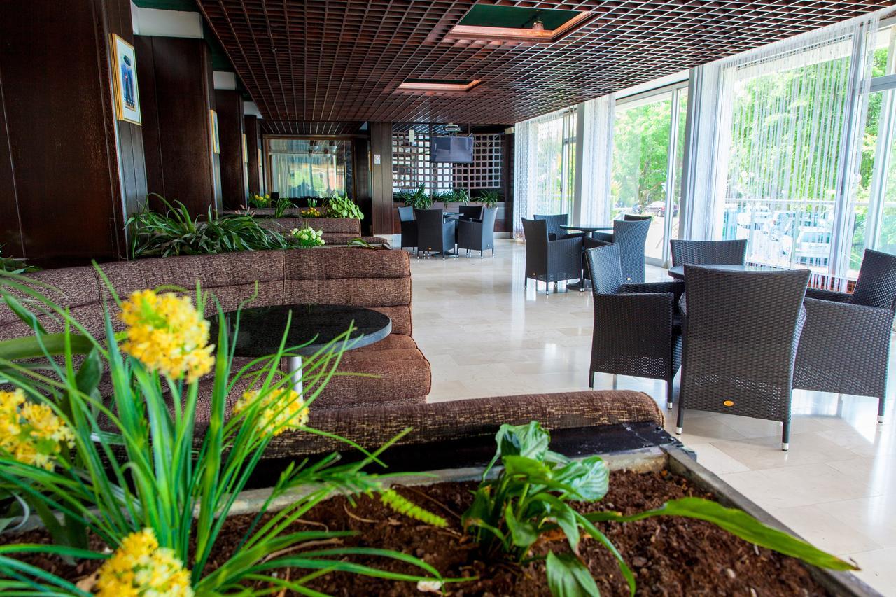 Corpus B - Hotel Albatros أولتْسي المظهر الخارجي الصورة